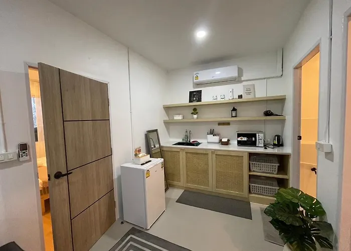 Hostal Tepbunthom Banglumpoo Bangkok